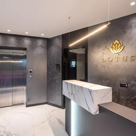 Готель Lotus